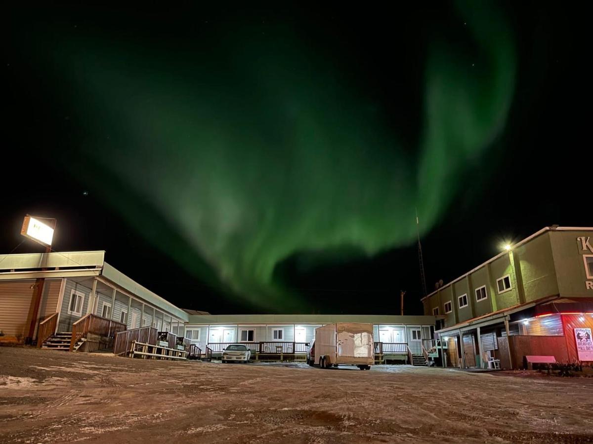 Kluane Park Inn Haines Junction Exterior photo